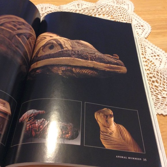 National Geographic Magazine, Egypt's Animal Mummies, etc. - Picture 4 of 10